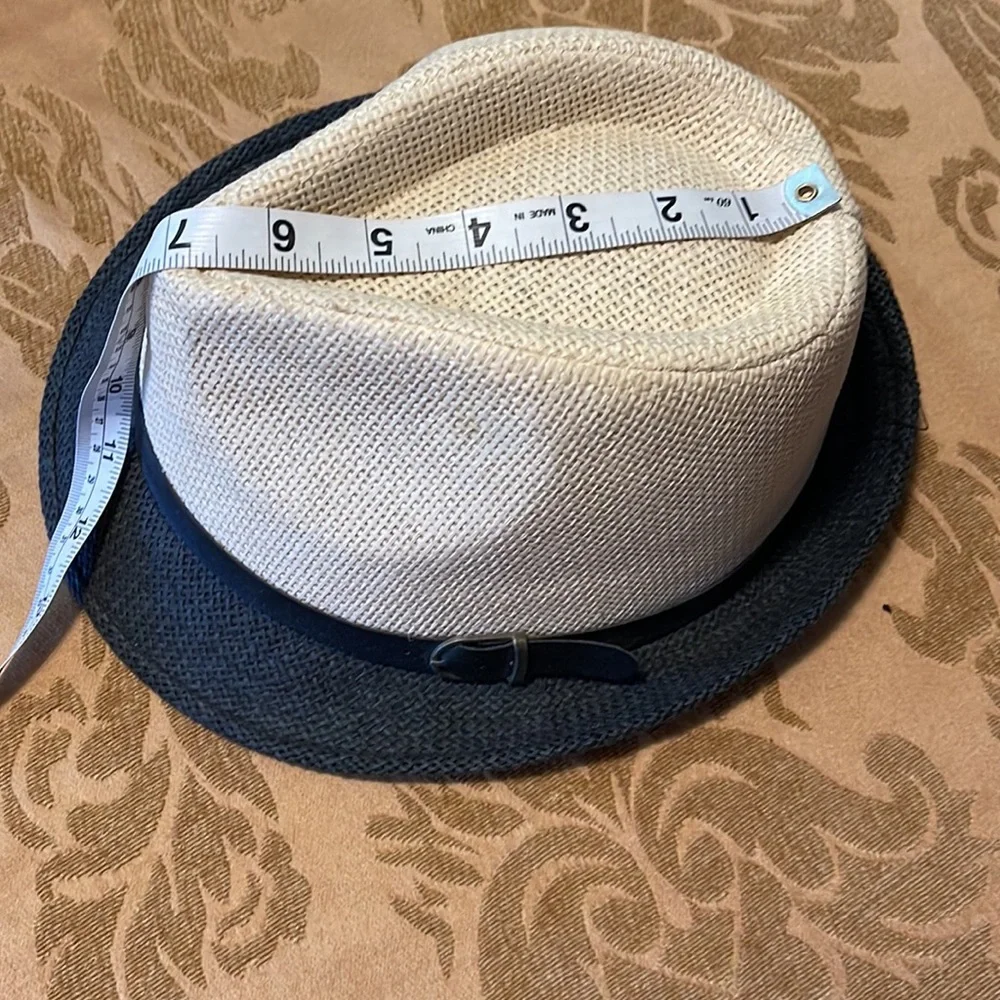Used hat size 59 - Picture 10 of 10
